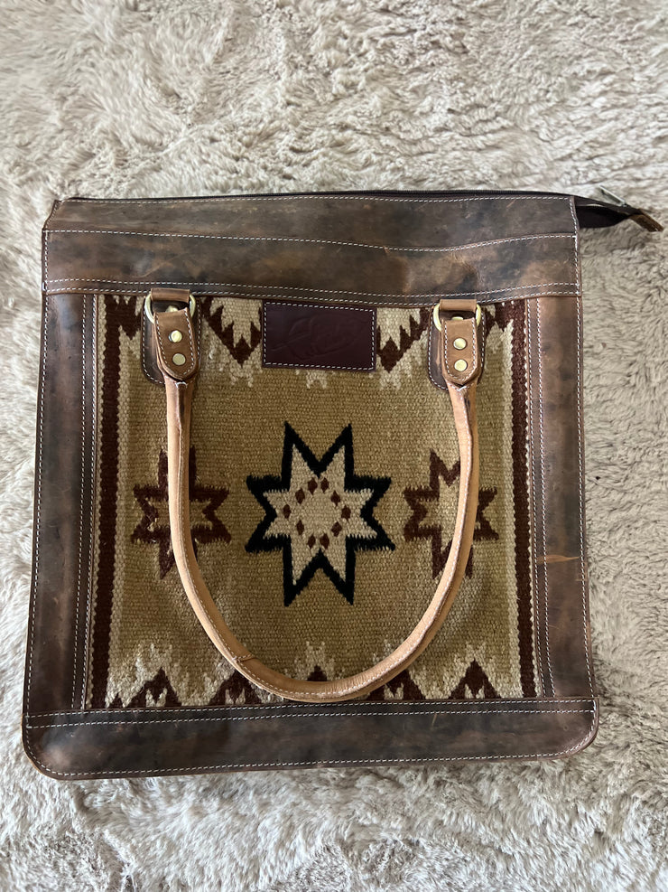 Cuttinup Gear Laptop Tote